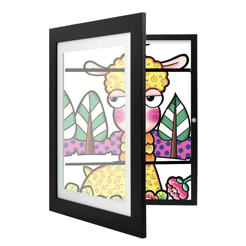 Art frame for children: display and preserve their creations