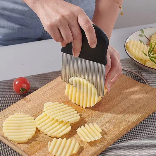 Wavy knife: Slice with precision